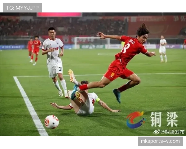 重庆铜梁龙有望冲击中甲半程冠军 近期状态备受关注